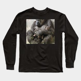 Western Lowland Gorilla and baby Long Sleeve T-Shirt